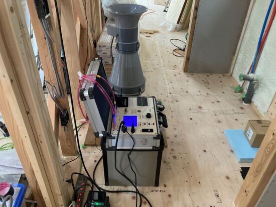 気密測定でしたのイメージ
