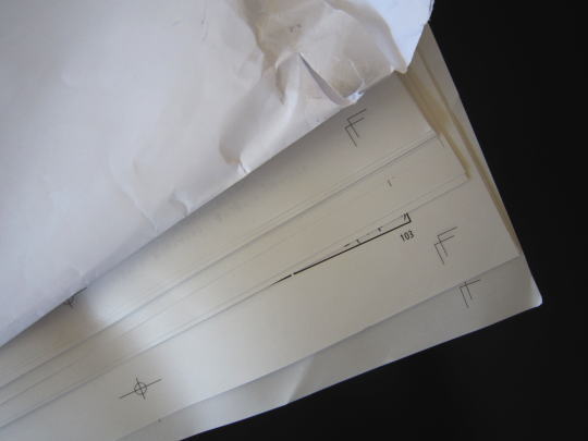 ゲラの初稿が届くのイメージ